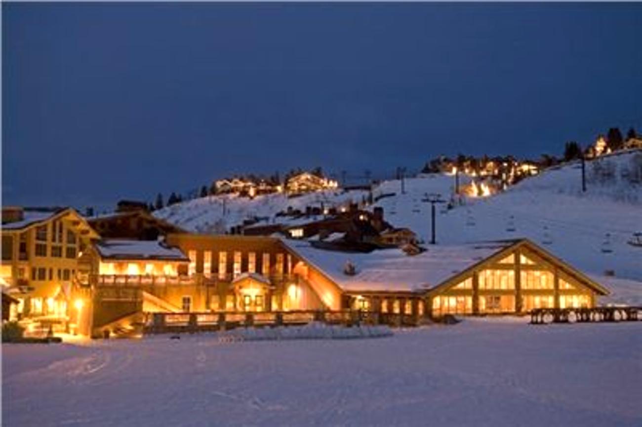  Silver Lake Restaurant: A Scenic Lunch at Deer Valley